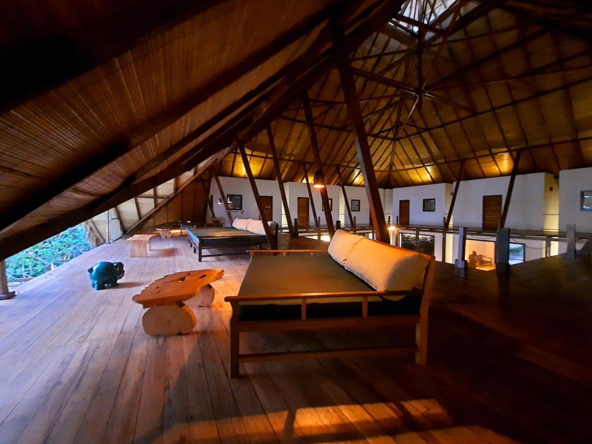 Coral Eye Boutique Resort And Marine Outpost Likupang Extérieur photo