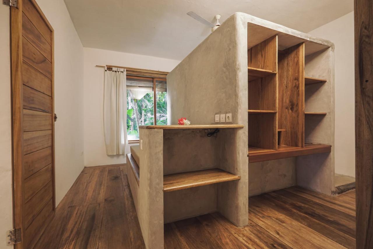 Coral Eye Boutique Resort And Marine Outpost Likupang Extérieur photo