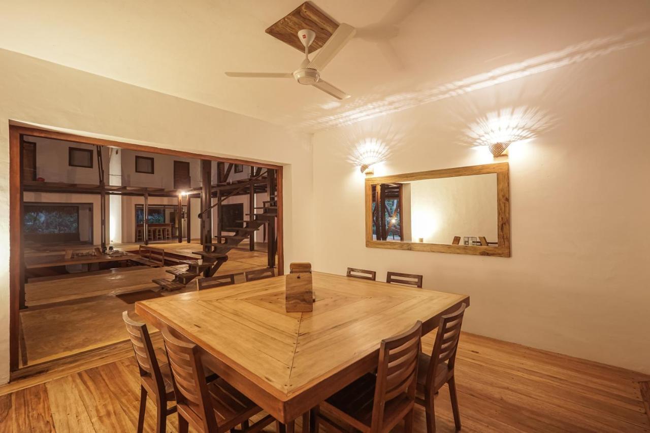 Coral Eye Boutique Resort And Marine Outpost Likupang Extérieur photo