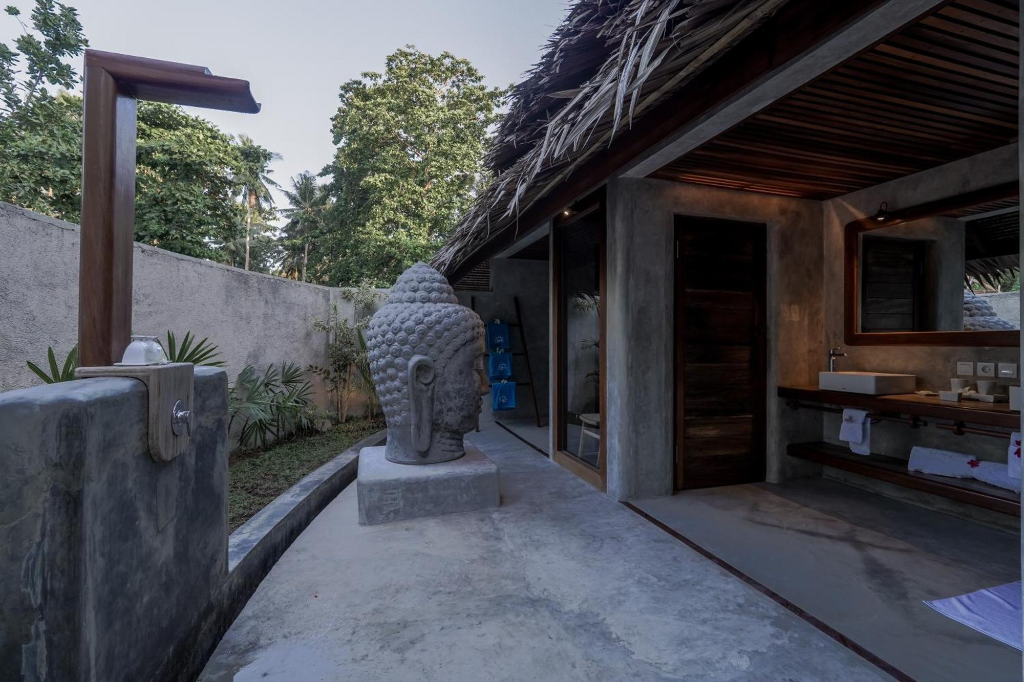 Coral Eye Boutique Resort And Marine Outpost Likupang Extérieur photo